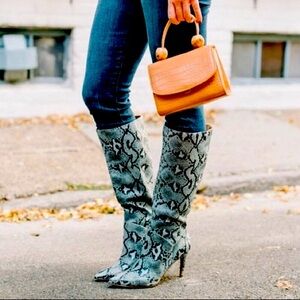 NWT STEVE MADDEN Kinga Blue Snake Stiletto Heel Knee Boots 6.5